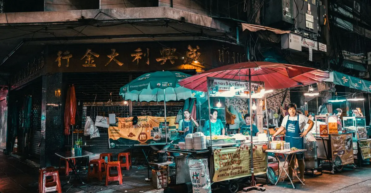 How to Find Unique Local Experiences While Traveling