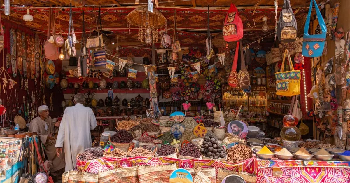 10 Tips for Authentic Trip Discoveries That Will Enhance Your Travel