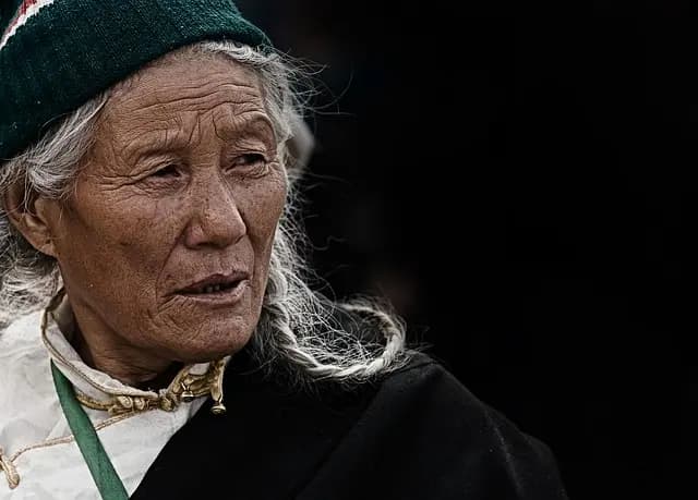 Unique Travel Discoveries: Tips for Exploring Local Cultures