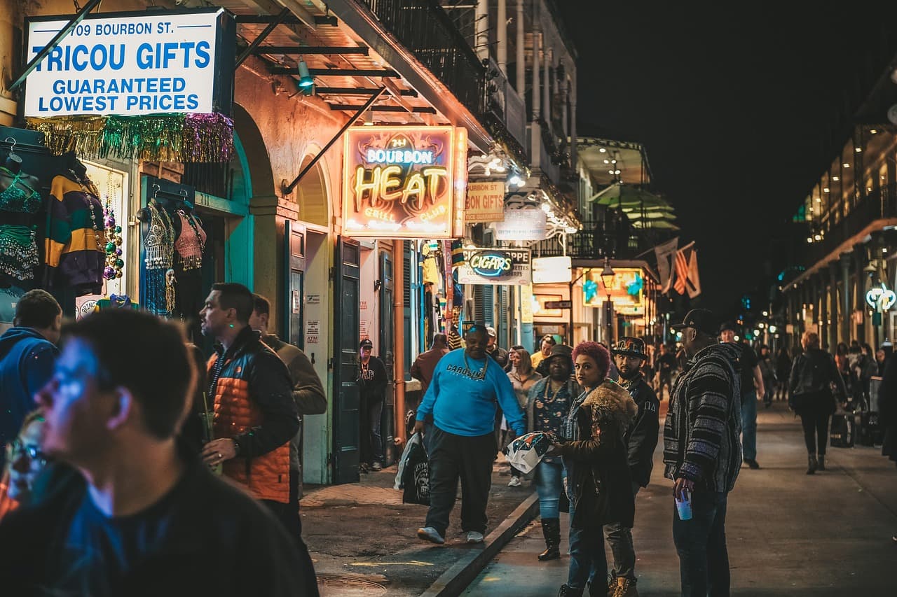 10 Tips for Authentic Trip Discoveries That Will Enhance Your Travel